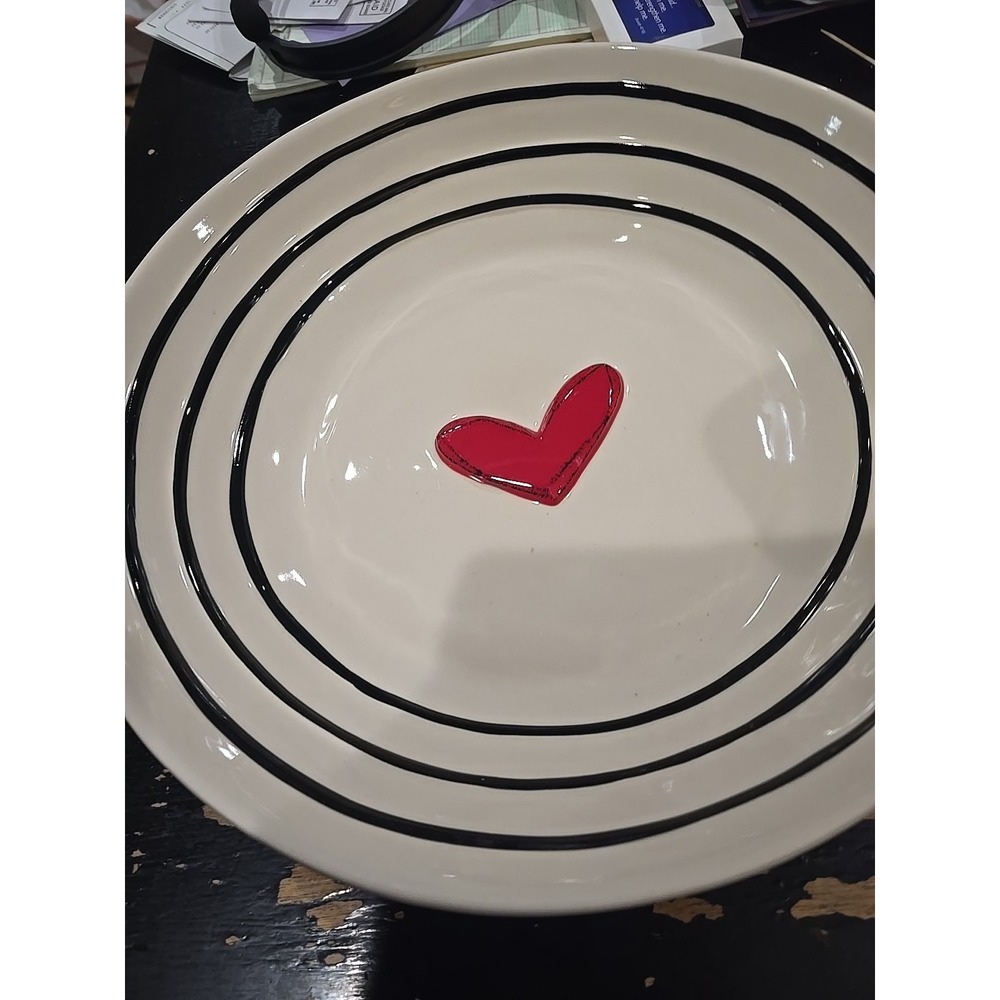 Heartful Home Heart And  Black Polk Dot Serving Bowl‎